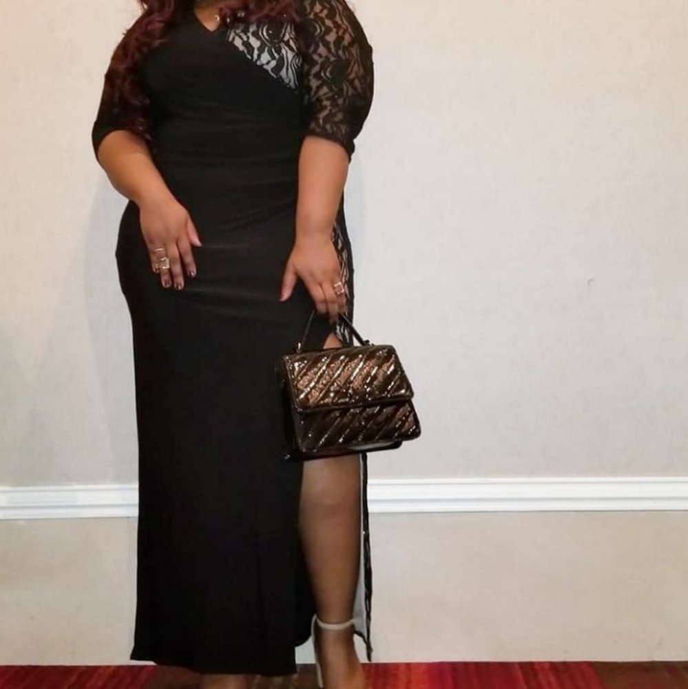 Black split lace sleeve maxi dress